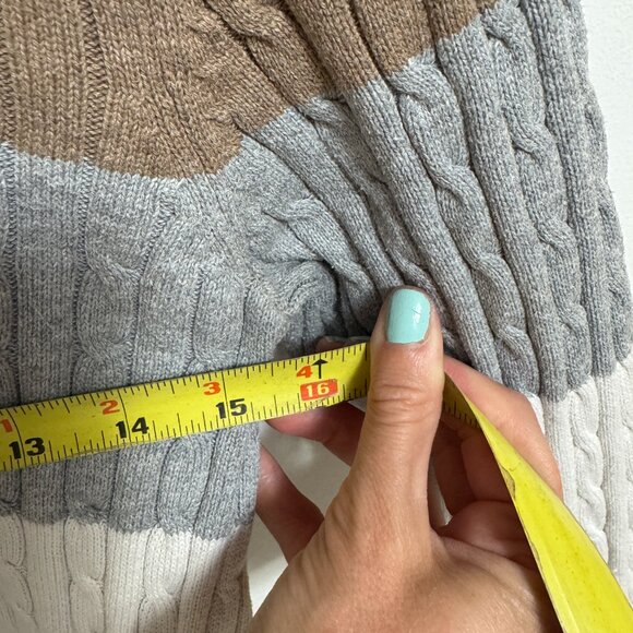 Sweater - Picture 4 of 4